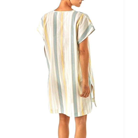 NWT Patagonia Lightweight A/C Cover-Up - Sunwash: Birch White - Picture 3 of 8